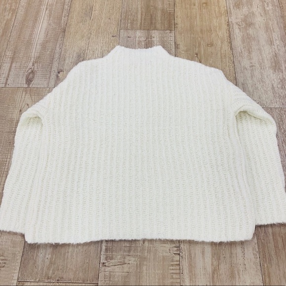 n:Philanthropy Brantley Chunky Knit Sweater with Cutouts - Picture 10 of 10